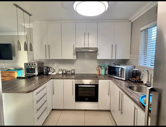 2 BEDROOM FREESTANDING SOLD IN SUNNINGDALE
